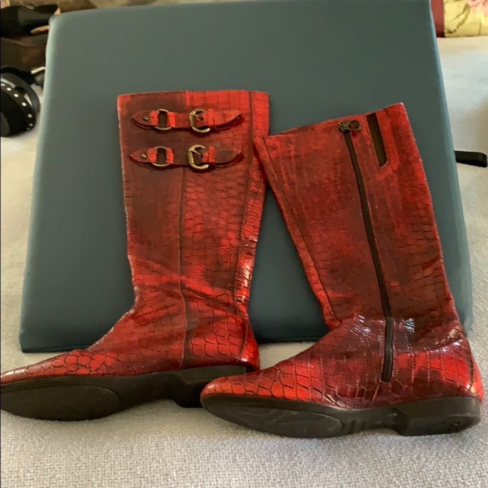 Donald J Pliner knee high red boots. Made in Italy
